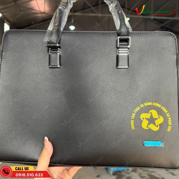 Cặp da công sở in logo xã Phục Hòa