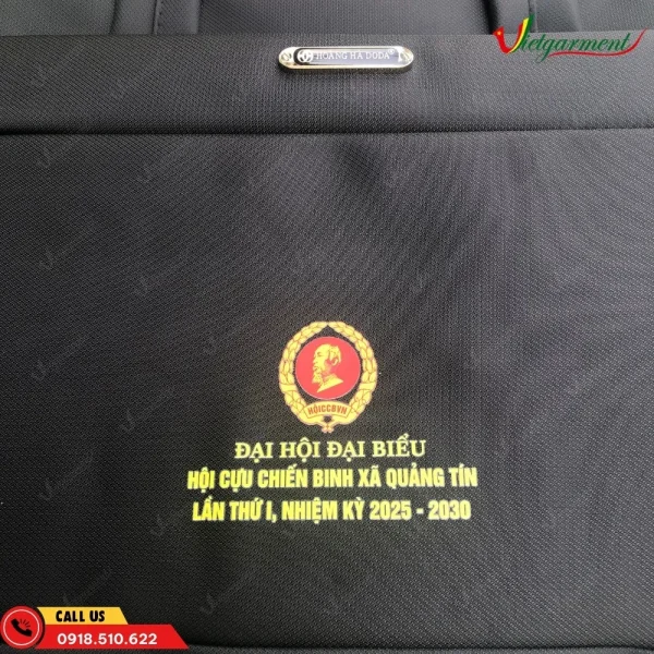 Cặp vải dù in logo CCB xã Quảng Tín