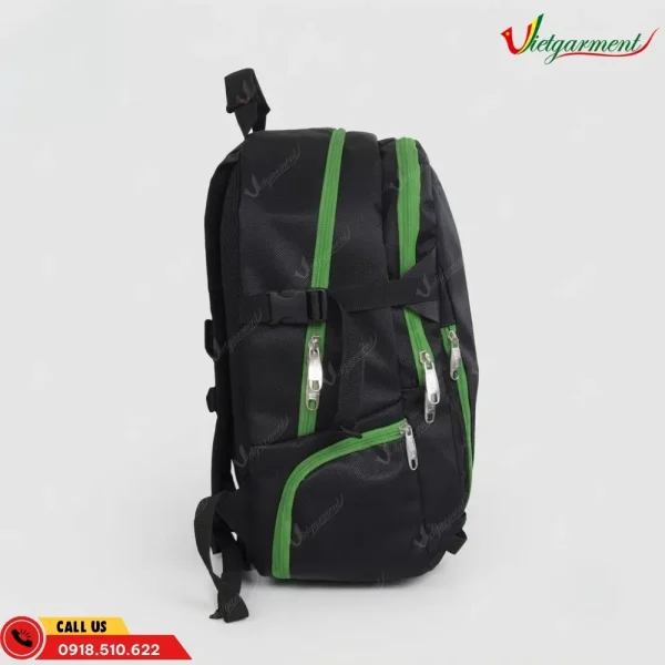 Balo du lịch dung tích 35L viền xanh lá nổi bật